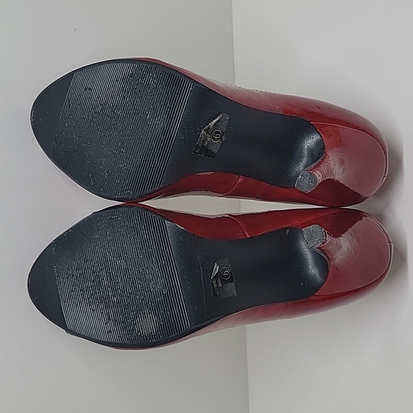 Paprika Red Faux Patent Leather Open Toe High Heels Shoes (Read Flaws) 6 - Picture 7 of 12